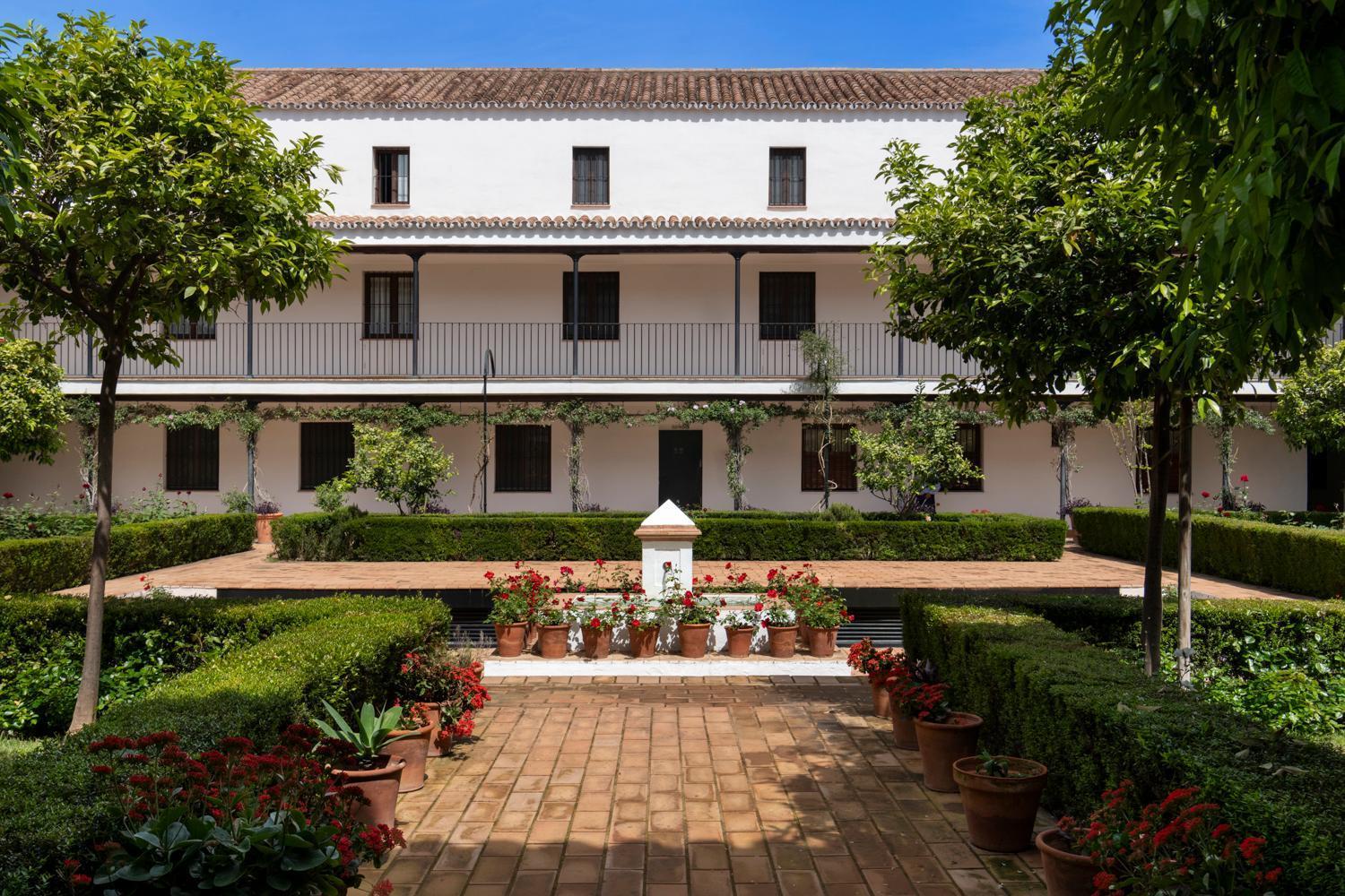 Magno Apartments San Laureano - Private Parking Included Σεβίλλη Εξωτερικό φωτογραφία